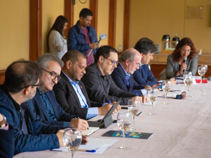 Alcalde Carlos Guzmán desarrolla compleja agenda de trabajo en Bogotá, Colombia