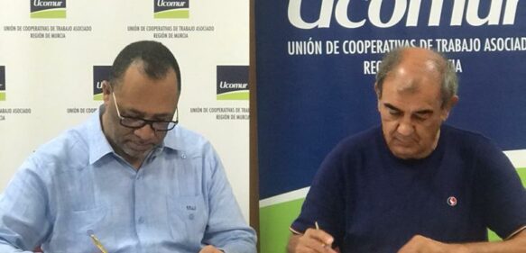 Ucomur firma un convenio de colaboración con el IDECOOP de la República Dominicana