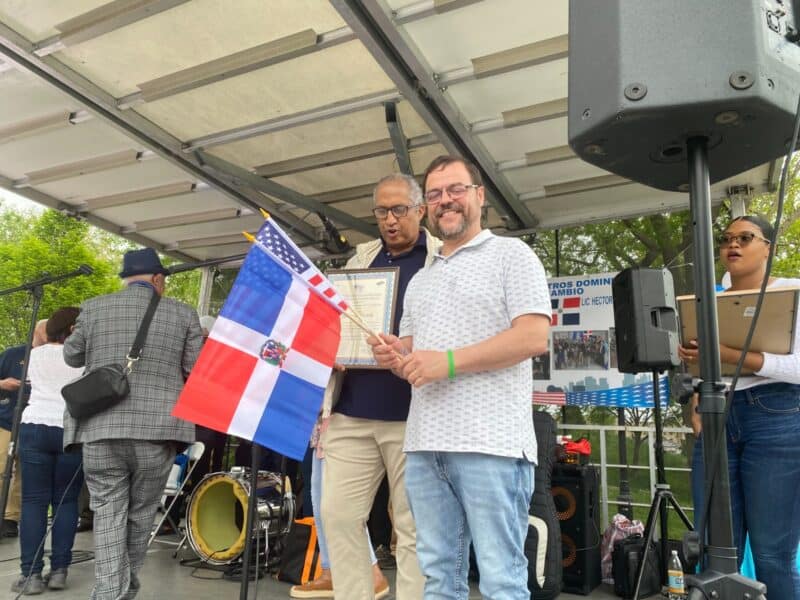 Senador de NY Luis Sepúlveda invita a participar en “La Gran Parada Dominicana del Bronx”
