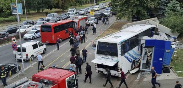 Bus con migrantes arrolla y mata a 2 policías en Bulgaria
