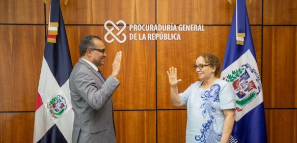 Juramenta a José Vitervo Cabral González como nuevo inspector general del Ministerio Público