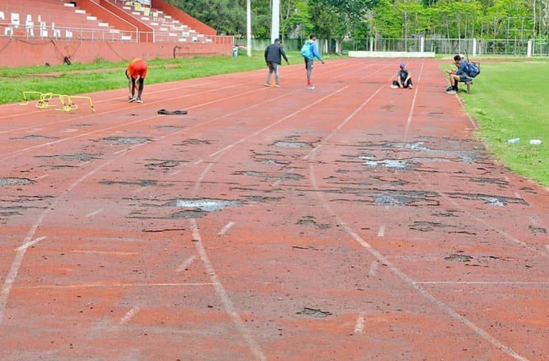 Deportes iniciará licitación para reparación de pistas de atletismo del Centro Olímpico