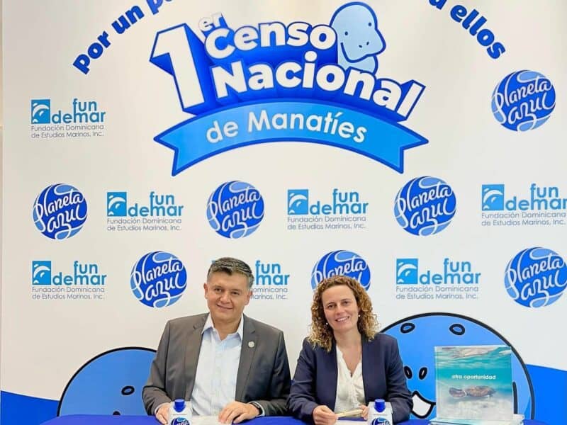 Planeta Azul y Fundemar firman convenio para proteger manatíes