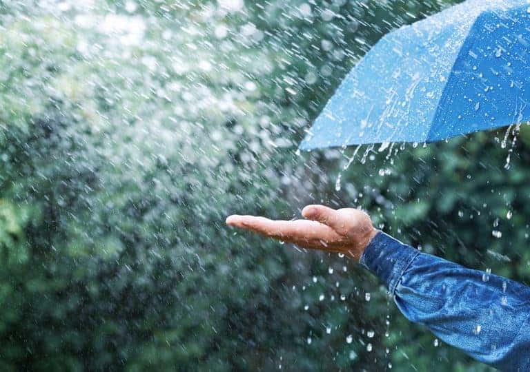 Onamet pronostica lluvias por incidencia de vaguada y mantienen alerta meteorológica