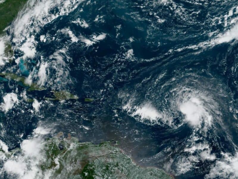 RD sufrirá depresión tropical con tormentas y viento