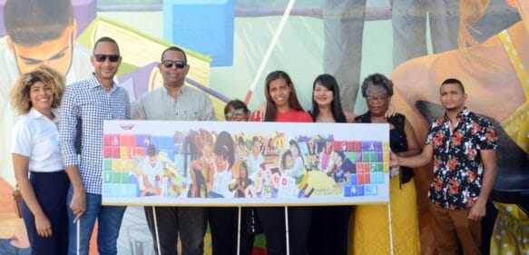 Alcaldía Santiago devela gigantesco mural en reconocimiento a la Inclusión Social