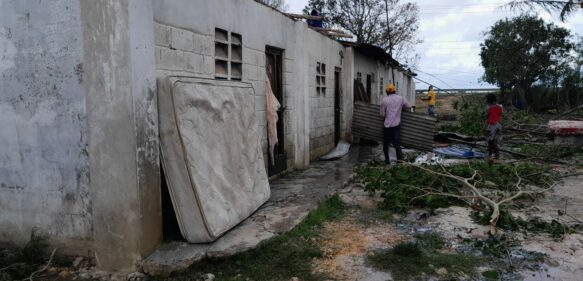 Unas 50 familias quedan a la intemperie en el sector la Esperanza de La Altagracia