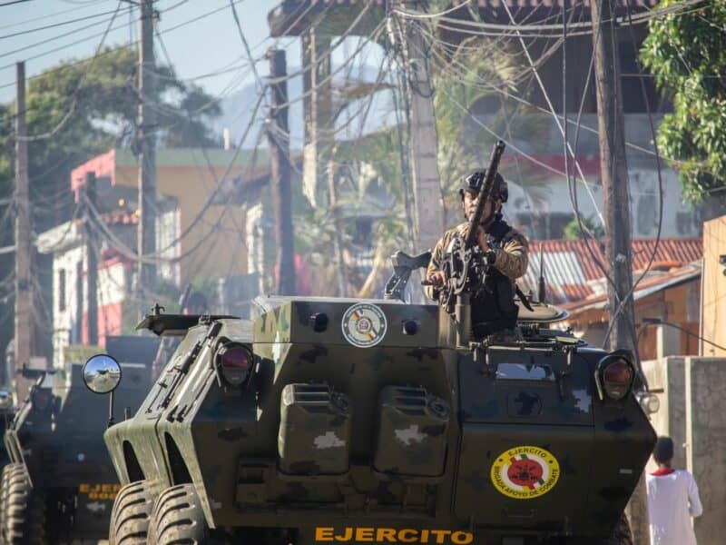 Ante disturbios en Haití amplio dispositivo militar del Ejército resguarda la frontera por Dajabón