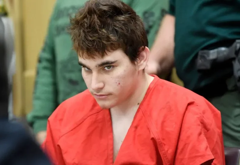 Piden cadena perpetua para autor de masacre en escuela de Florida