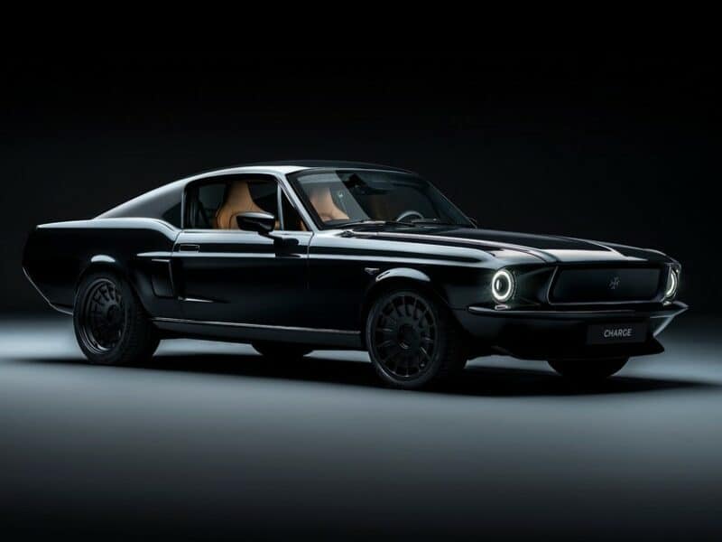 Llega a EE.UU. la impresionante versión eléctrica del legendario Mustang Fastback de 1967