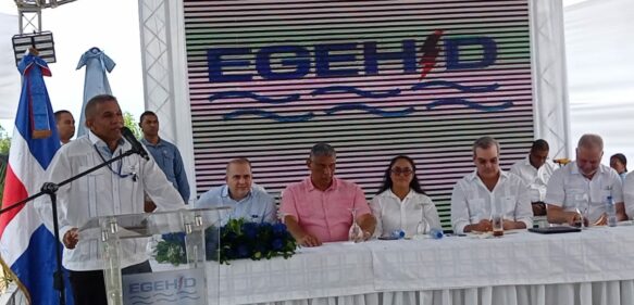 Abinader anuncia ayuda del gobierno de mil pesos por tarea dañada por el huracán en 7 provincias