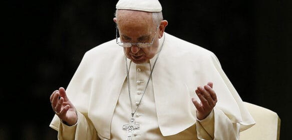 El papa reza por las víctimas de la avalancha en Corea del Sur