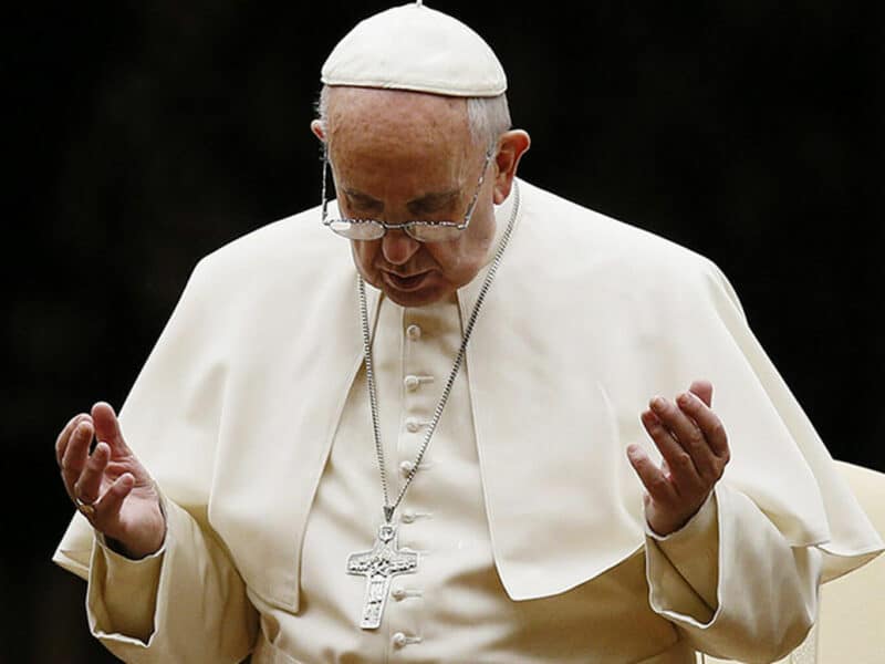 El papa reza por las víctimas de la avalancha en Corea del Sur