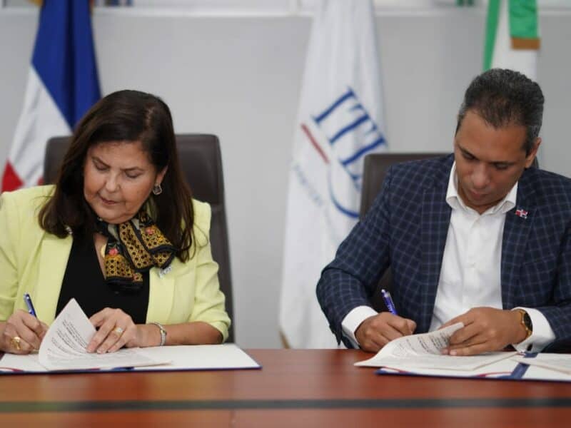 CENAPEC y el ITLA firman acuerdo interinstitucional