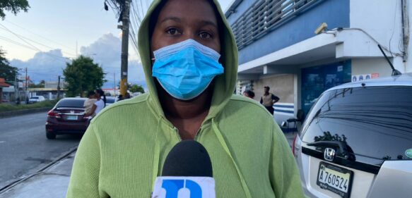 Madre de trillizas prematuras  pide ayuda económica para pagar hospital