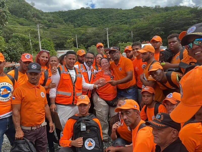 Defensa Civil realiza campamento educativo con cientos de voluntarios de la región Sur