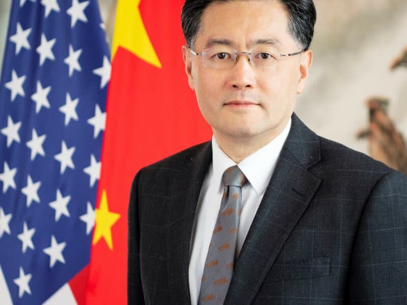 Qin Gang agradece propuesta de reunificar China y Taiwan a Elon Musk