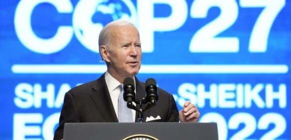 Biden llama a redoblar esfuerzos contra cambio climático