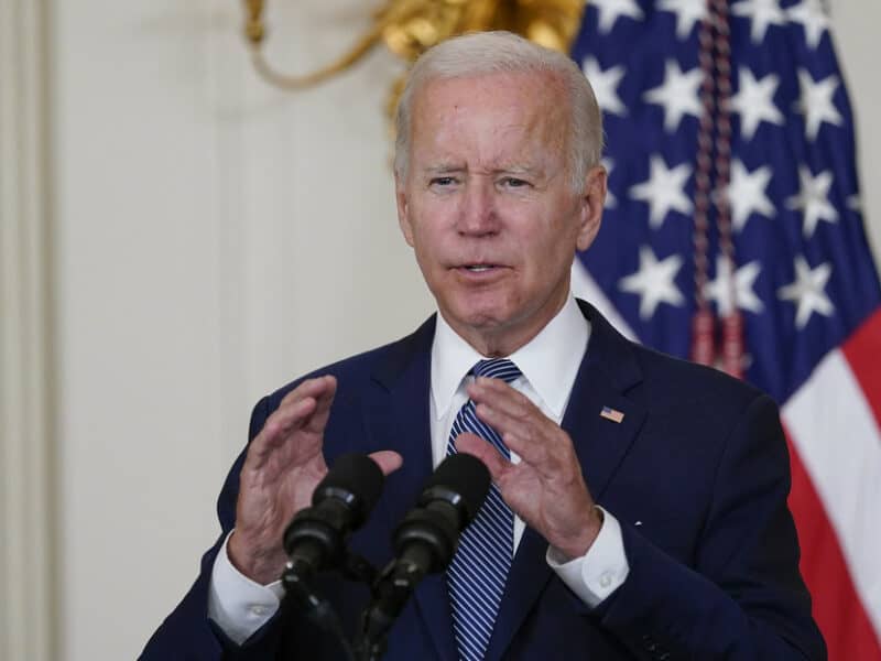 Biden ordena desembolsar 400 millones de dólares para la asistencia militar a Ucrania