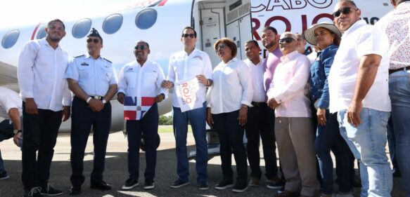 Pedernales recibe primer vuelo nacional desde La Isabela-El Higüero a Cabo Rojo