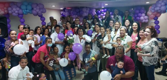 Maternidad de Los Mina celebra el día mundial del Programa Mamá Canguro