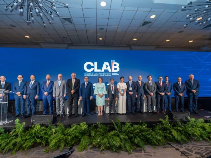Autoridades y expertos regionales exponen tendencias de la banca en tecnología e innovación en el marco del CLAB