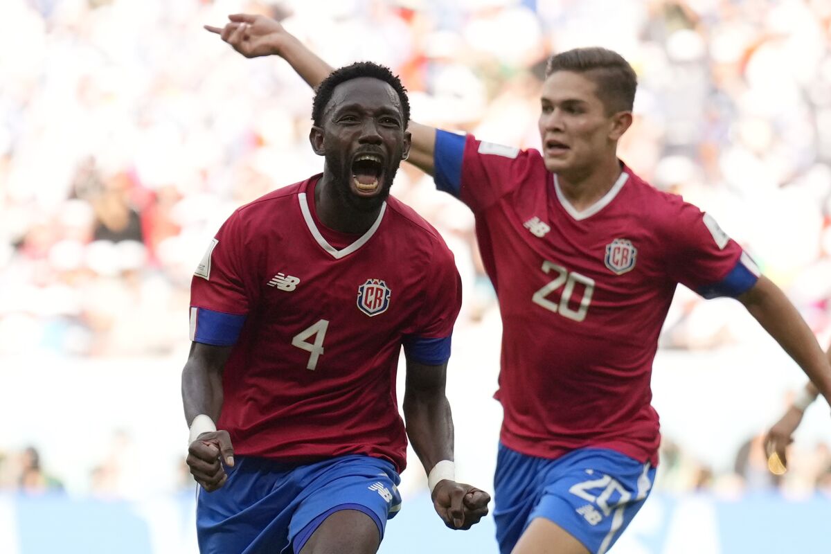 Costa Rica vence por 1-0 a Japón y ‘revive’ en Catar 2022