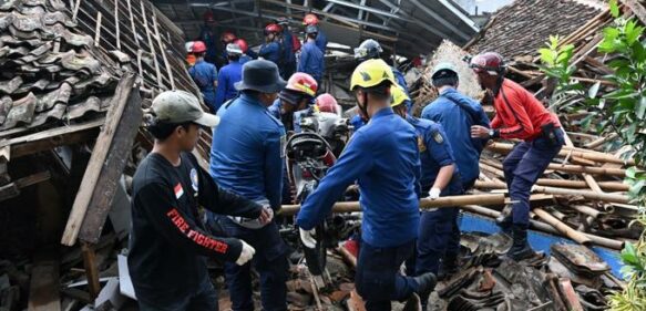 Rescatan niño de 6 años dos días después del sismo en Indonesia
