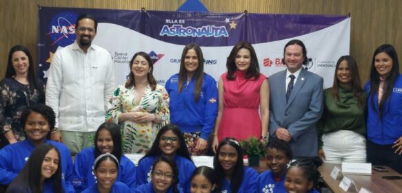 Diez niñas dominicanas partirán a la NASA este domingo
