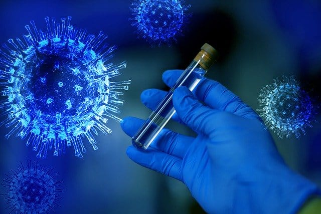 Epidemiólogo recomienda reforzar  vacunas ante aumento del COVID-19