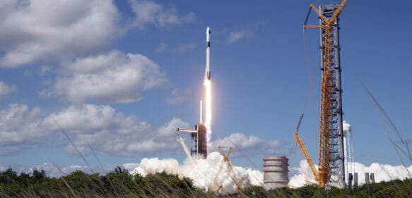 Pasajero de avión graba lanzamiento de un Falcon 9 de SpaceX