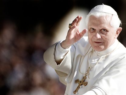Muere Benedicto XVI, el primer pontífice en renunciar al cargo en seis siglos