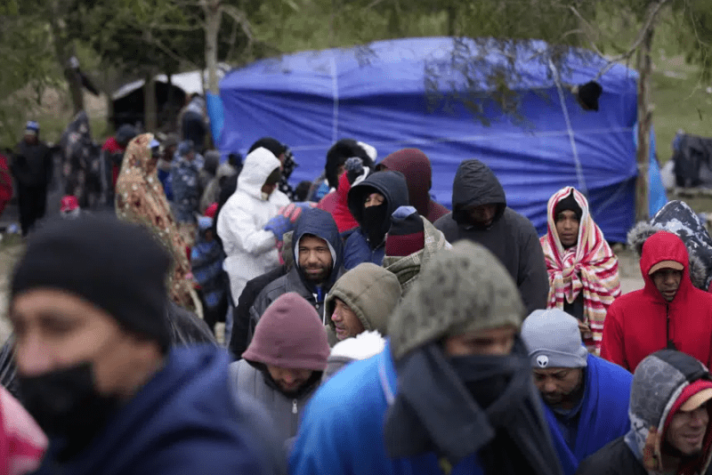 EEUU: Corte Suprema mantiene restricciones al asilo