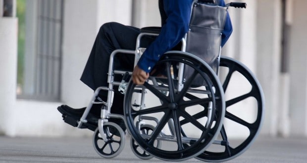 Personas con discapacidad exigen inclusión social al conmemorarse su día