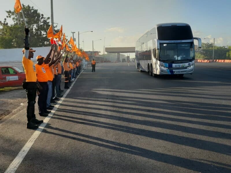 Defensa Civil continuó bandereos en carreteras para  llevar mensaje de prevención antes de Nochebuena