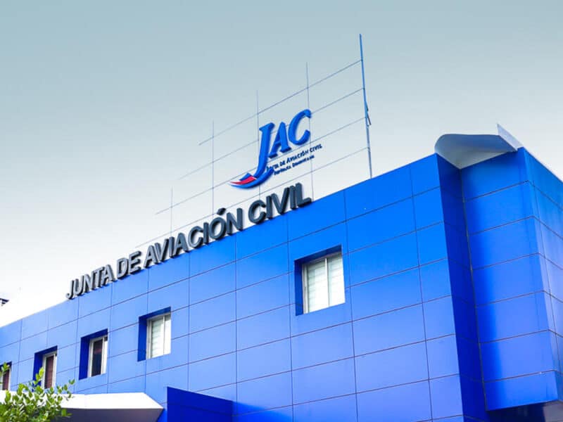 JAC celebra 16 aniversario de Ley de Aviación Civil con mayor inversión en el sector