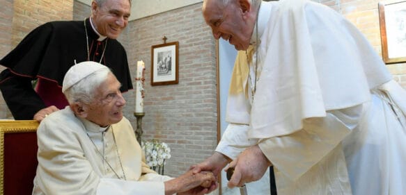 La gratitud del Papa con Benedicto XVI: Solo Dios conoce la fuerza de sus sacrificios