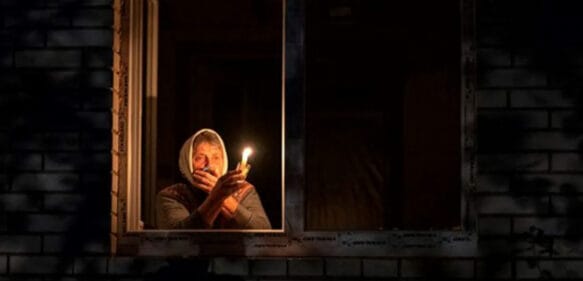 Zelenski: Más de 1,5 millones de personas están sin electricidad en Odesa