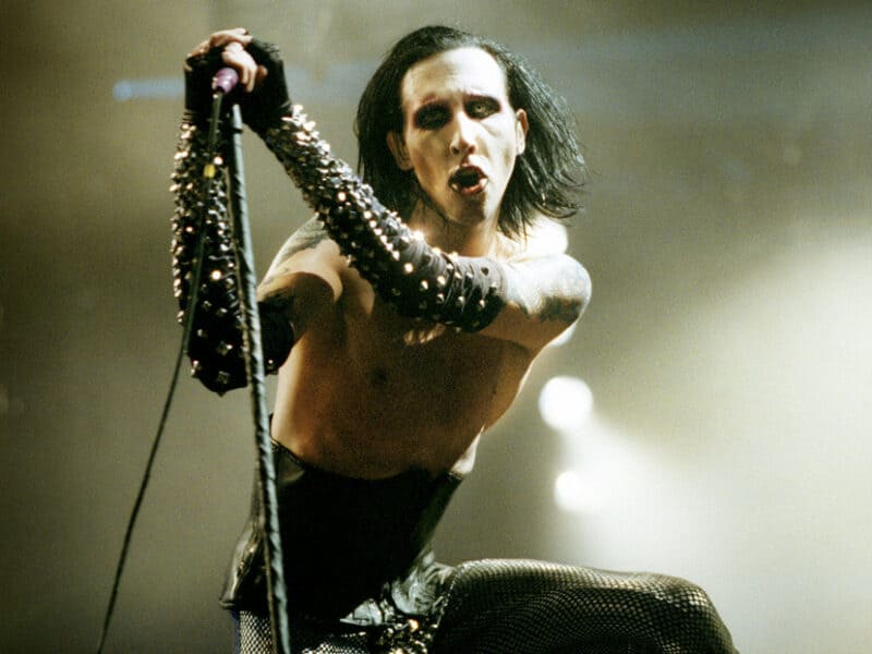Demandan a Marilyn Manson por supuesta agresión sexual contra una menor de 16 años