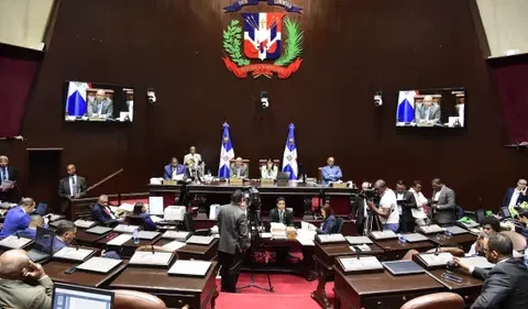 Diputados aprueban proyecto de ley de fideicomiso público; vuelve al Senado