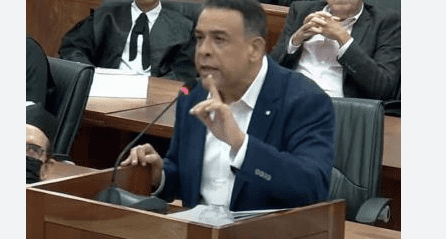 Defensa de Juan Alexis Medina asegura que no habrá juicio contra su cliente