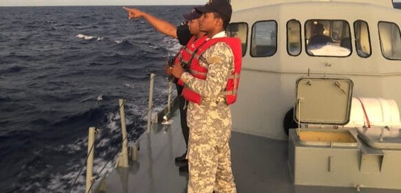 Armada rescata noveno tripulante de doce que estaban a la deriva en aguas del Atlántico
