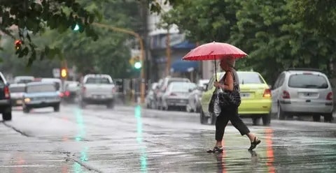 Onamet pronostica viento moderado y lluvias débiles para hoy