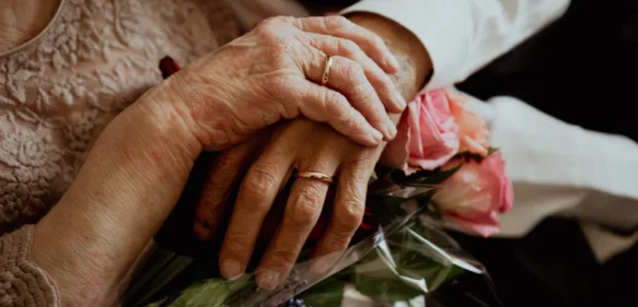Pareja española muere con 45 minutos de diferencia tras 52 años de matrimonio