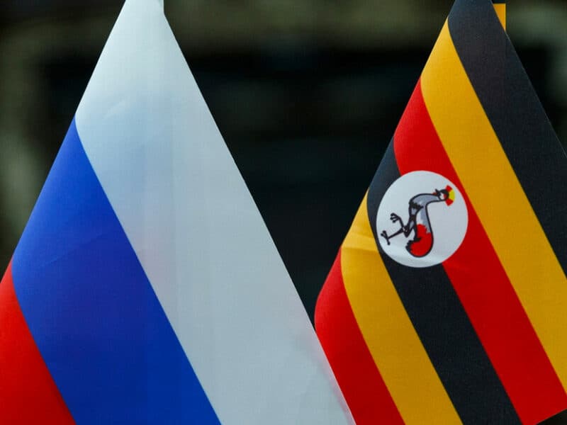Canciller de Uganda: “Los colonizadores nos piden que seamos enemigos de Rusia”