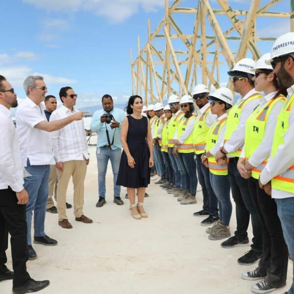 Gobierno deja iniciada la construcción de los dos primeros hoteles de Cabo Rojo- Pedernales