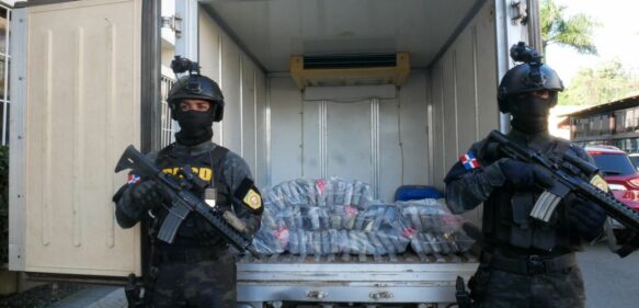 Ocupan 94 paquetes presumiblemente cocaína en San Pedro de Macorís