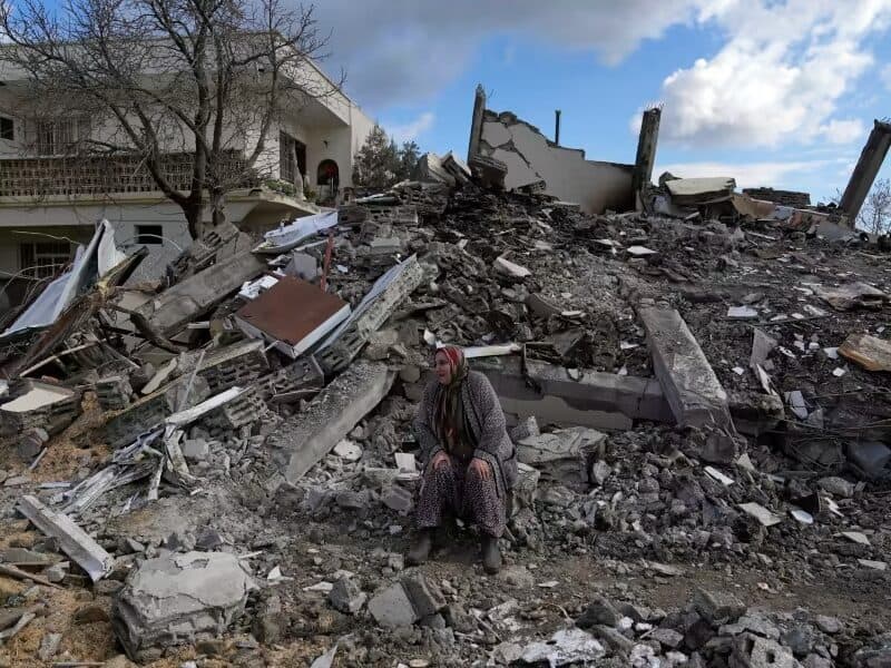 Aumenta a más de 5,000 la cifra de muertes por terremoto en Turquía y Siria