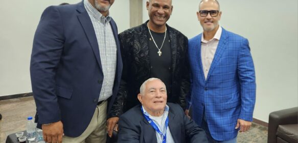 Exaltan cuatro venezolanos al Pabellón de la Fama de la Serie del Caribe