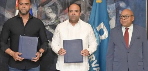 Nelson Cruz se convierte en embajador de Banreservas